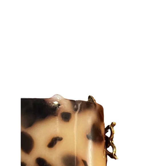 Amrita Singh Resin Bee Cuff Faux Tortoise Gold Tone Bug Faux Pearl 6.5 - Picture 4 of 6